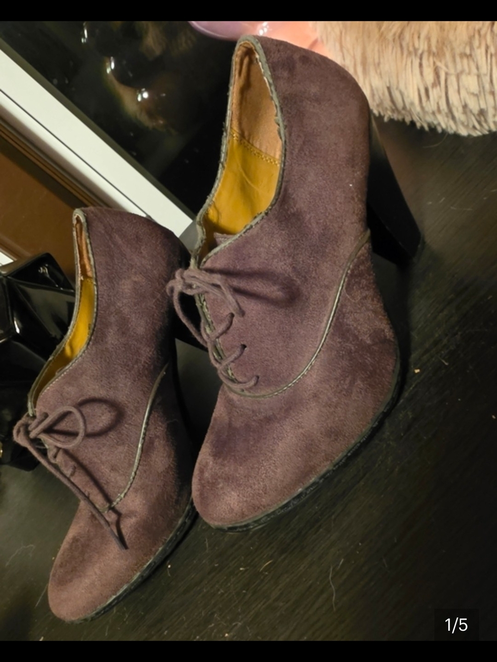 Women's Lace-Up Suede Heeled Oxford - Plum